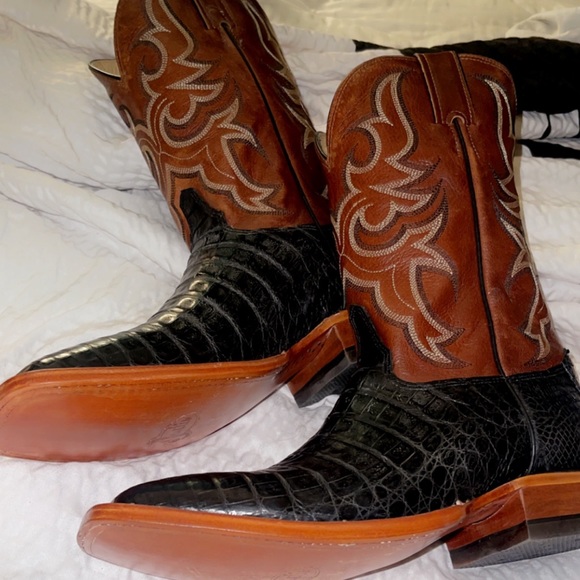 Only worn once. - Picture 2 of 2